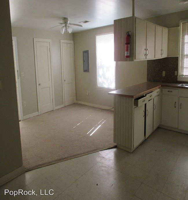 2nd image of 1306 Davis Blvd