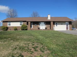 439 Knotsbury Ln, Blountville, TN 37617
