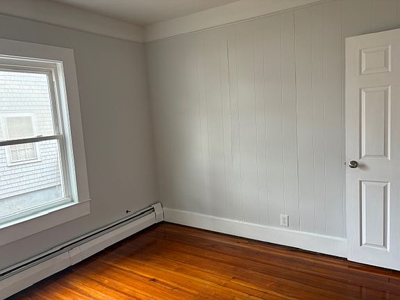 4th image of 27 Horton St APT 1