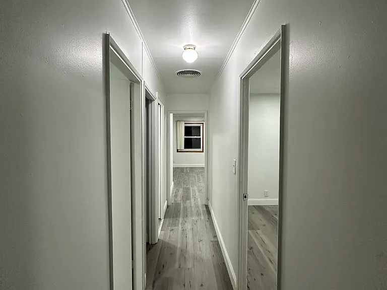 424 May St — Photo 4