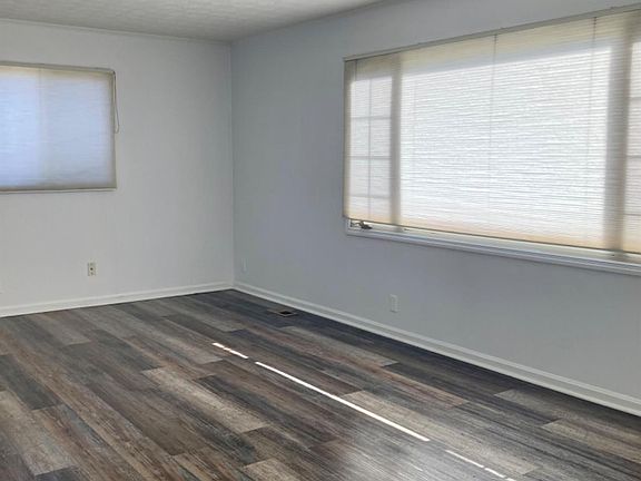 5th image of 8757 Morningstar Ln
