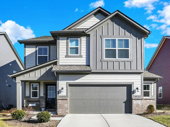 727 Oxford Ln, Danville, IN 46122