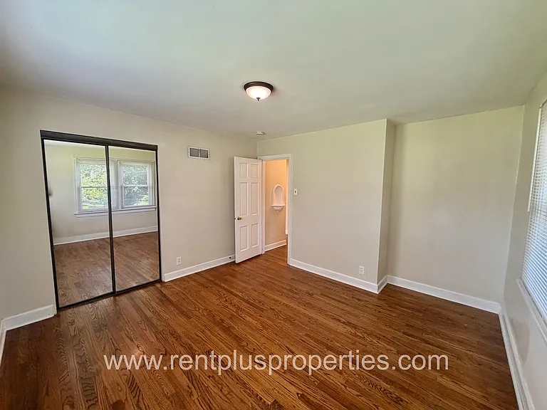 9001 McNulty Dr — Photo 13