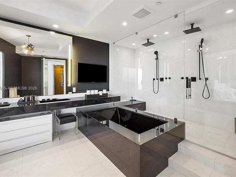 18555 Collins Ave #2601 — Photo 14