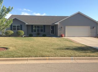 3362 Paula St, Green Bay, WI 54311