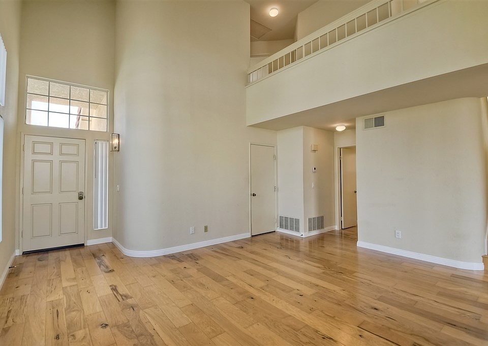 1st image of 1558 Enchantment Ave
