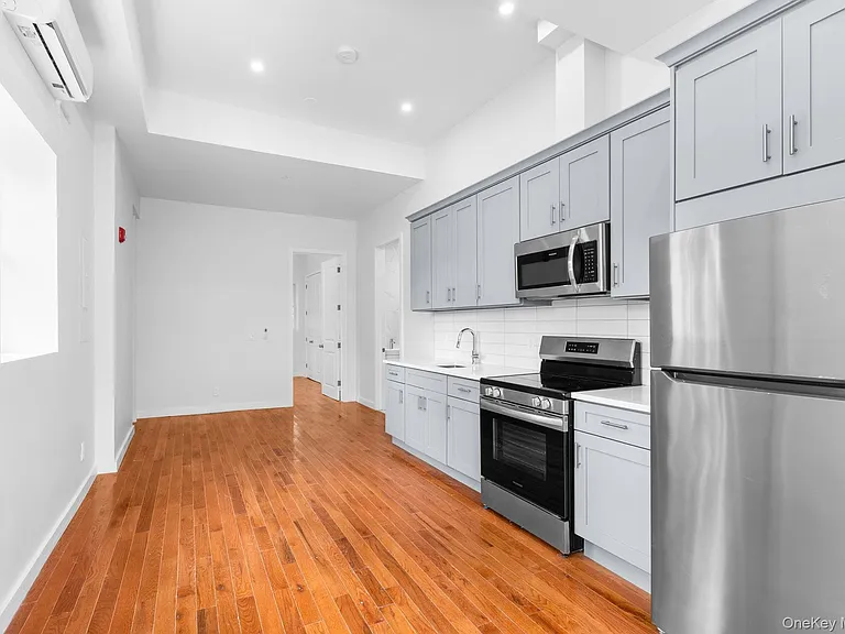 99 Main St #1 — Photo 3