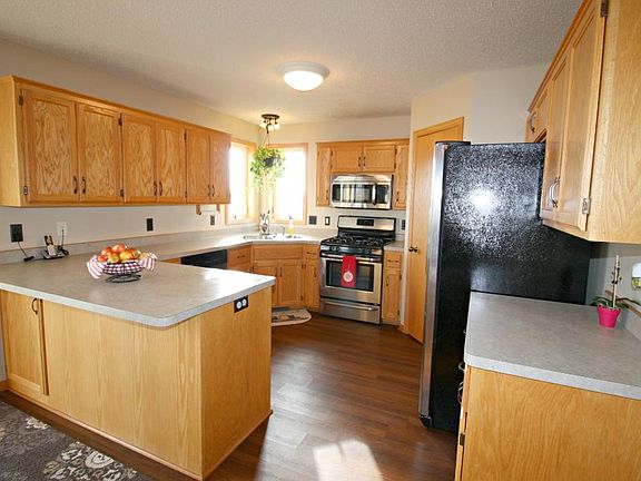2nd image of 4126 Jason Ave NE