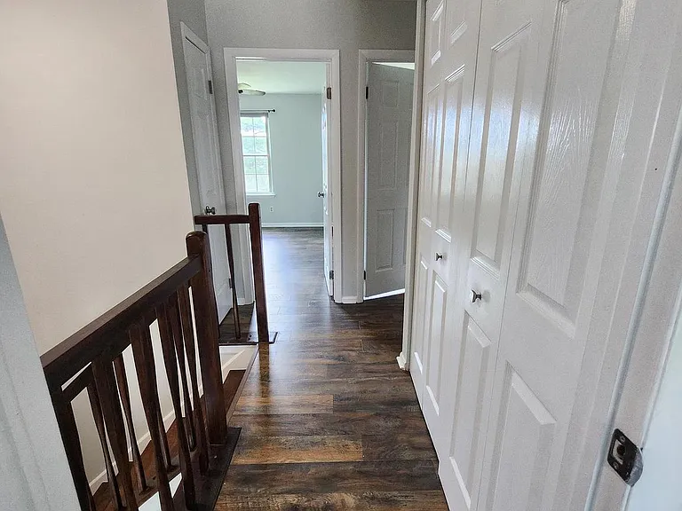 114 Brent Ct — Photo 15