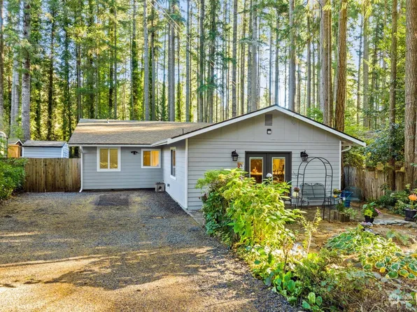 13815 Pinehurst Lane NW, Gig Harbor, WA 98329