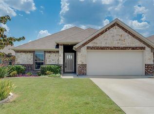 8820 Kiowa Dr, Greenville, TX 75402