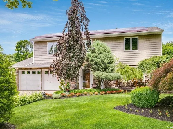 17 Roy Drive, Nesconset, NY 11767