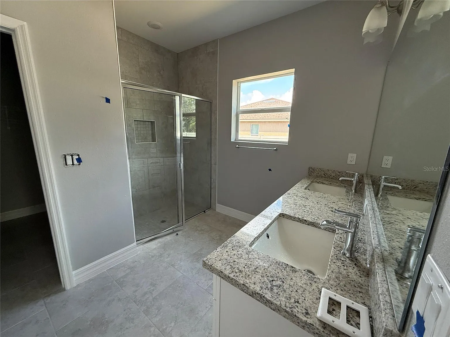 3 bed, 1650 sqft, $2,100 — Photo 3