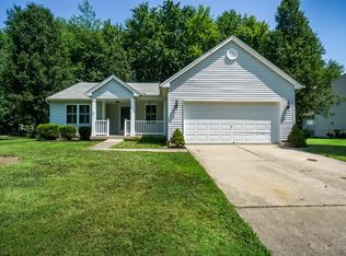 1510 Thornberry Rd, Amelia, OH 45102