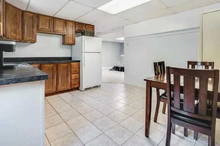 1 bed, 800 sqft, $1,750 — Photo 3