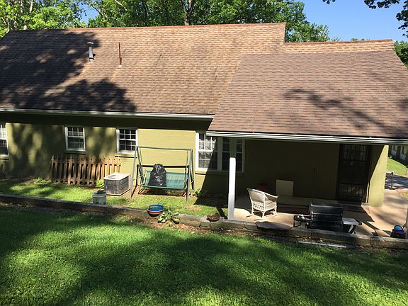 2nd image of 1526 Sturm Ave