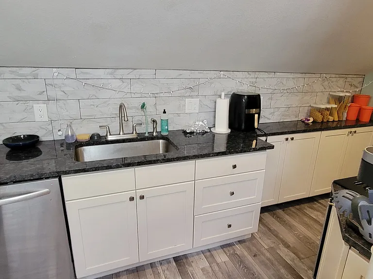 1361 N York St #7 — Photo 19