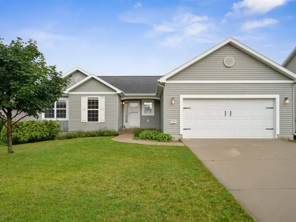 1208 Amelia Dr, Cedar Falls, IA 50613