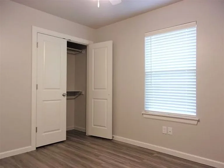 11227 Howard Dr — Photo 23