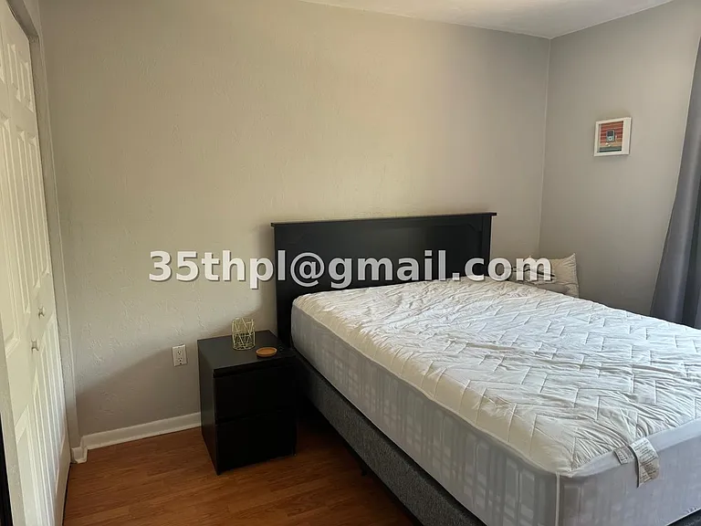 2635 SW 35th Pl — Photo 7