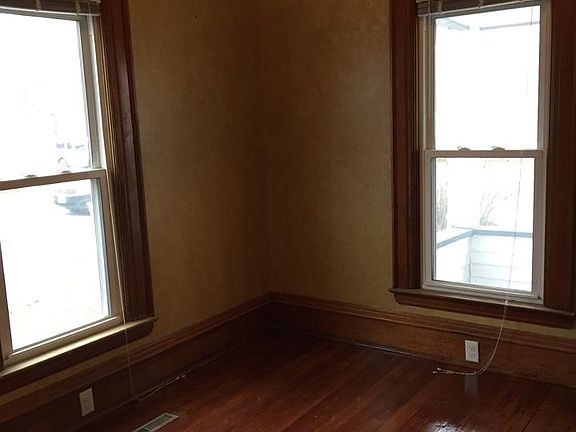 Front bedroom