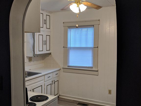 2nd image of 1107 E 5th Ave