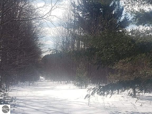 5th image of Alden Hwy