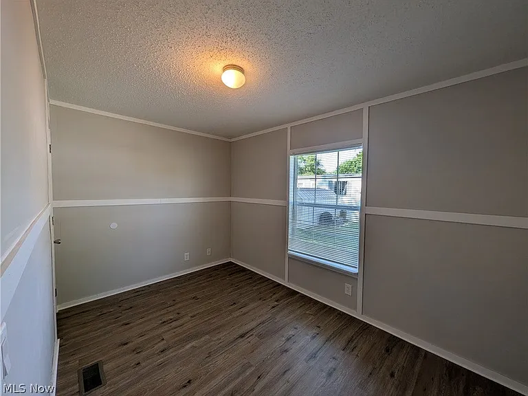 215 Cedar Brook Dr — Photo 12