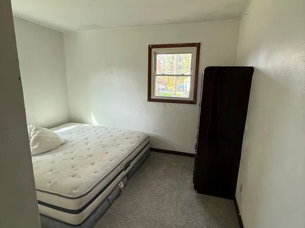 3262 Sheridan Rd, Youngstown, OH 44502