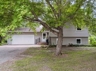 618 Vireo Ln, Maple Lake, MN 55358