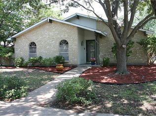 5012 Crutchberry Pl, The Colony, TX 75056