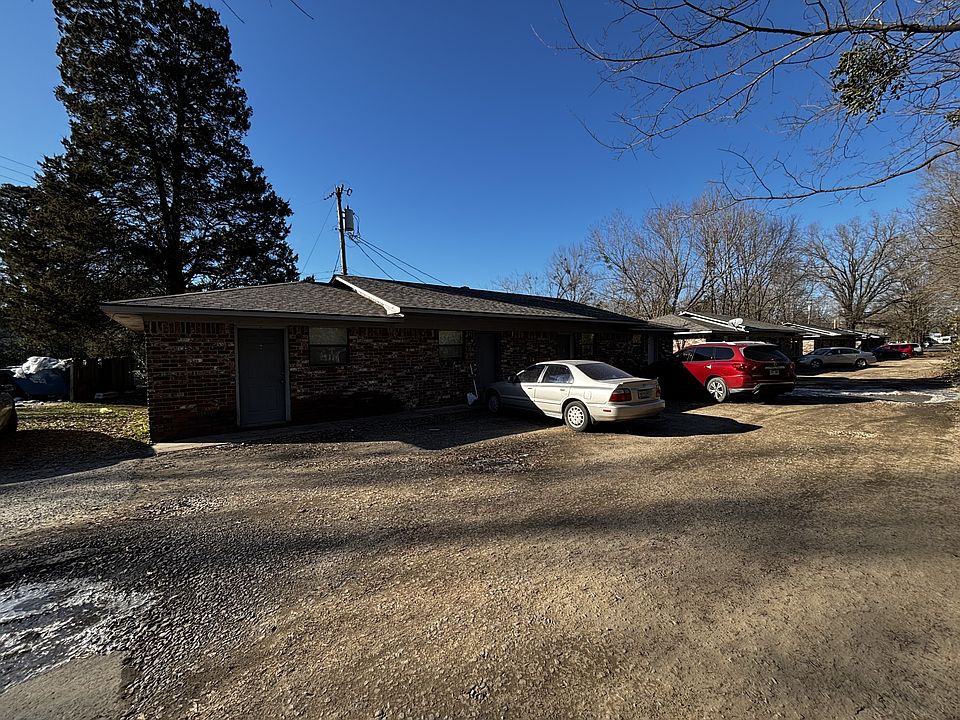 1st image of 105 Stanton Dr E APT 62