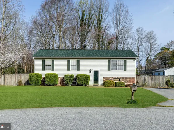 220 Leonard Ct, Saint Leonard, MD 20685