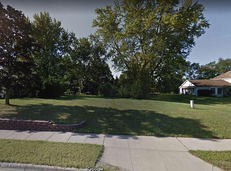 1st image of 4317 W Milham Ave