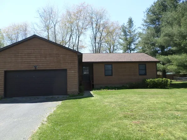 1333 Mockingbird Ln, Blacksburg, VA 24060