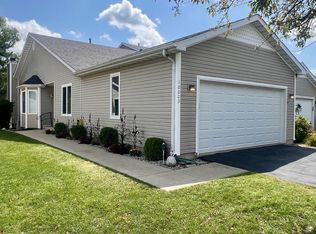 10003 Pheasant Ln, Saint John, IN 46373