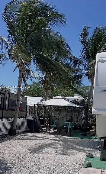 325 Calusa St #5 — Photo 25