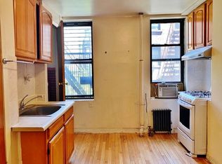 517 E 12th St #10TEN, New York, NY 10009