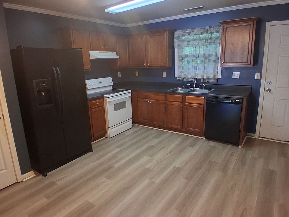 Kitchen area with appliances