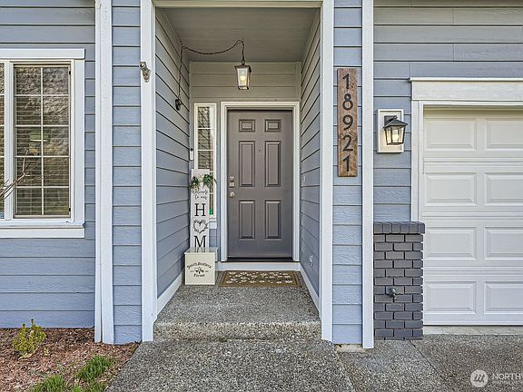 2nd image of 18921 91st Avenue E