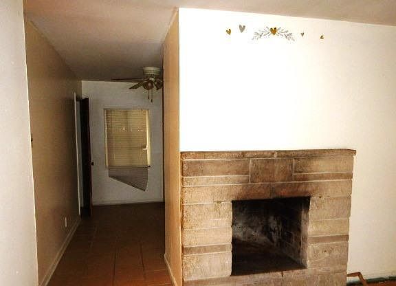 4th image of 1211 Weleba Ave