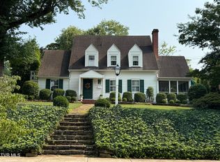 116 W F St, Elizabethton, TN 37643