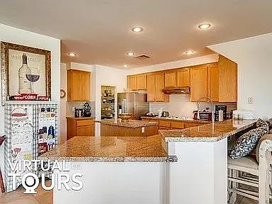 4 bed, 5.0 bath, 4000 sqft, $1,048 — Photo 4