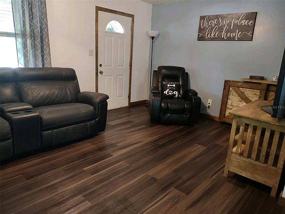 3rd image of 27188 Chula Vista Dr