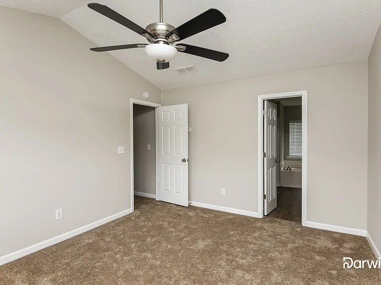 3710 Cobblestone Dr — Photo 11