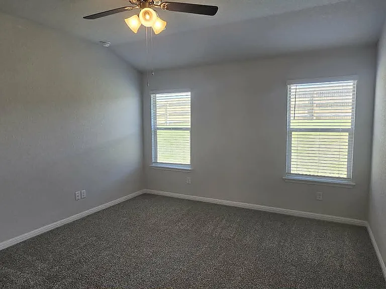 200 Creekfall Rd — Photo 10