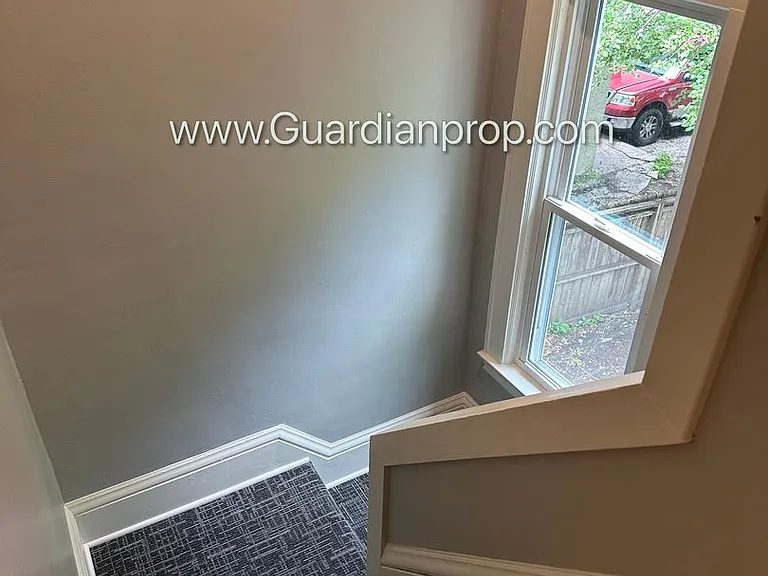 2316-2318 Harriet Avenue S — Photo 13