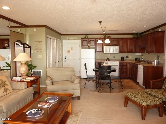 2nd image of 4009 Highway 101 Room 820