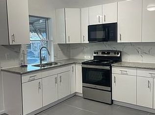 131 E 45th St #2, Brooklyn, NY 11203