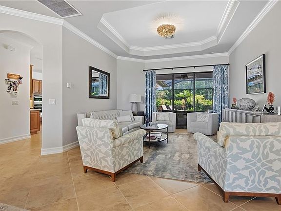 3rd image of 9594 Firenze Cir